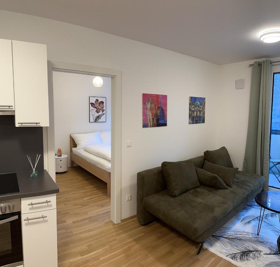Amazing City Center Apartment Вена Экстерьер фото