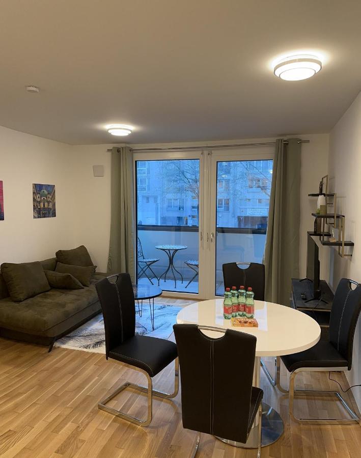 Amazing City Center Apartment Вена Экстерьер фото