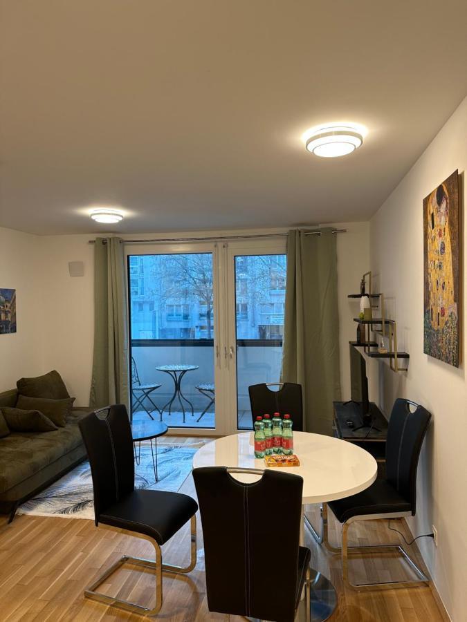Amazing City Center Apartment Вена Экстерьер фото